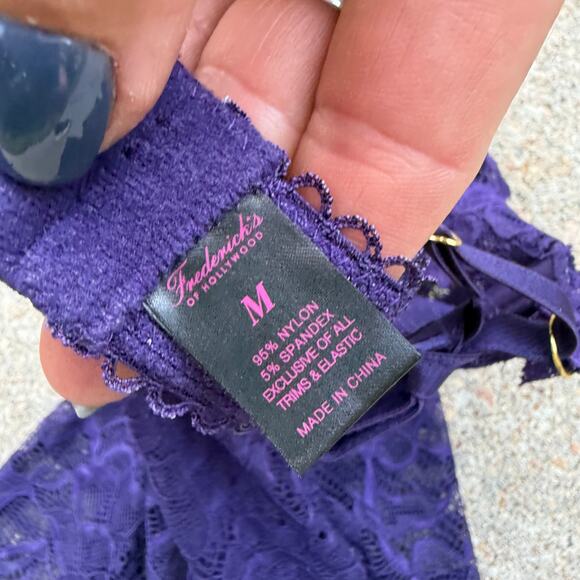 Fredericks of Hollywood Blue Purple Criss Cross Peekaboo Lace Lingerie Nightie M - Picture 7 of 9